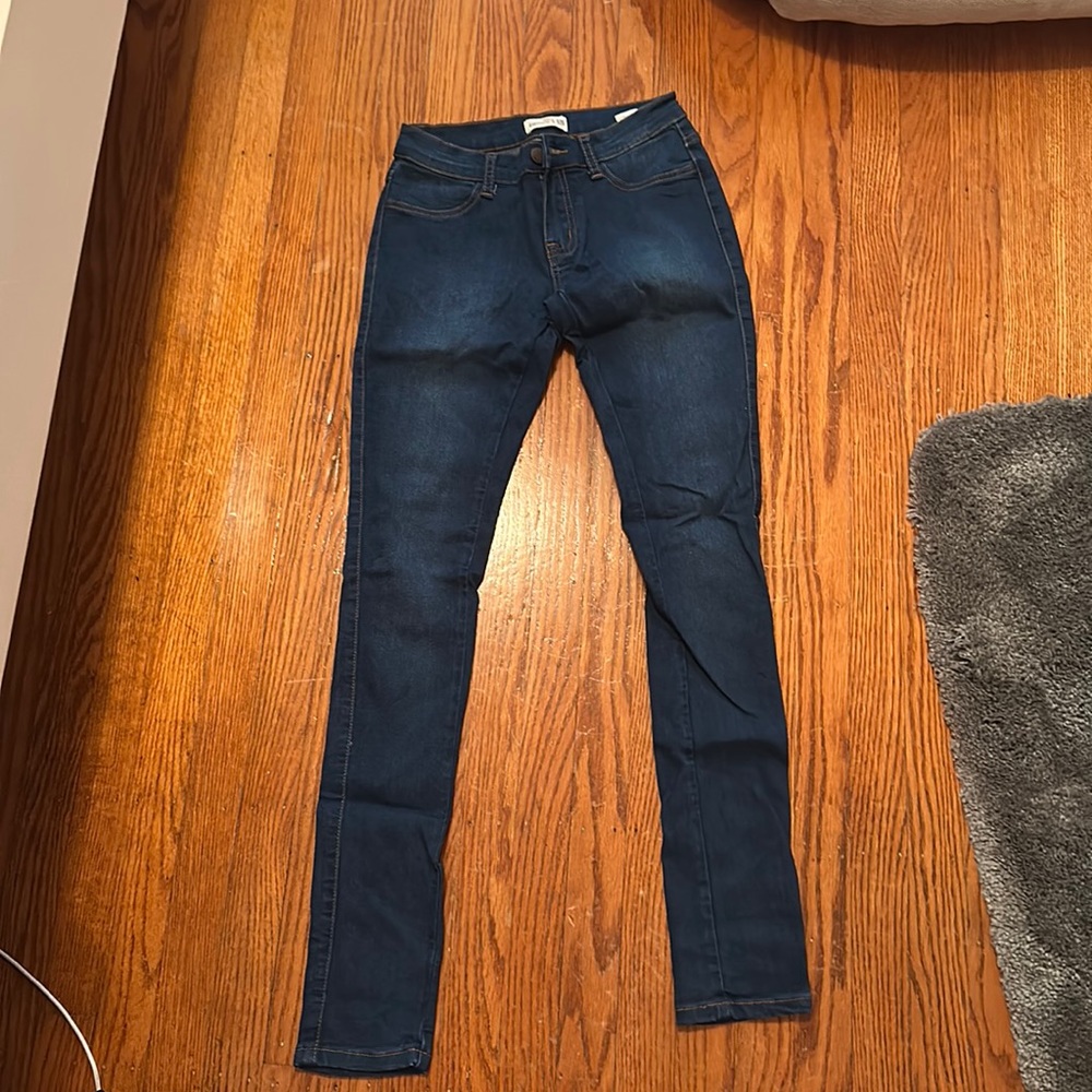 Skinny jeans